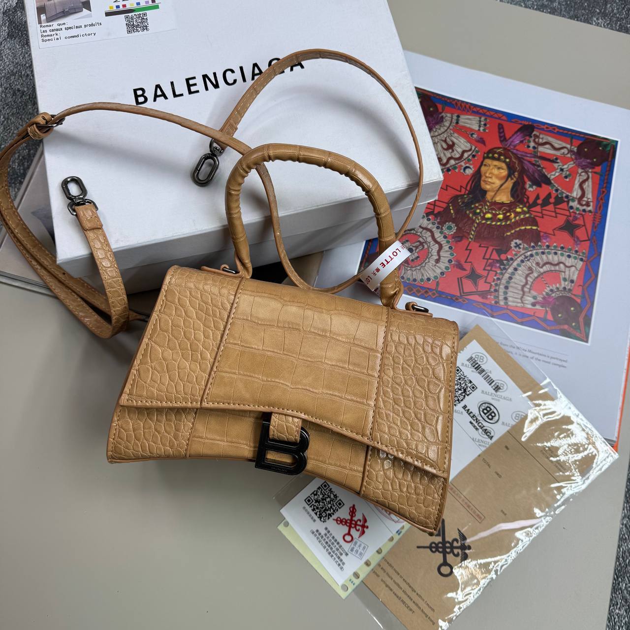 Balenciag bag with box and dust. Bag sa1704