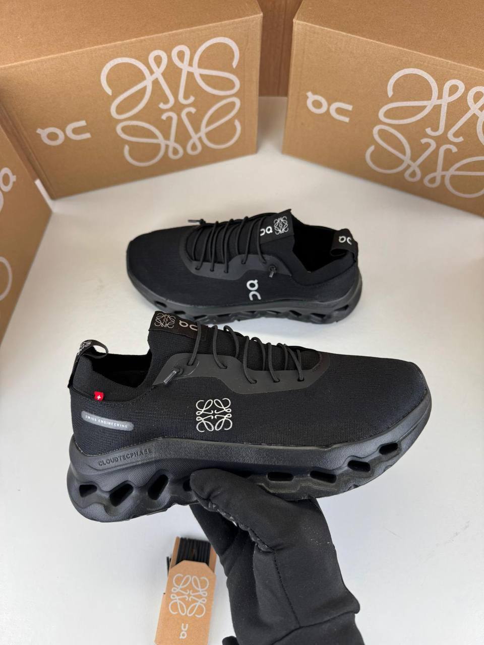 Loew x Cloudtil runners jj1704