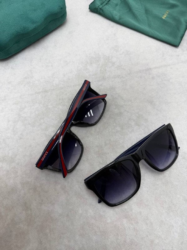 SUPER CLON MENS GUCC SUNGLASSES COME WITH BOX ETC am1804