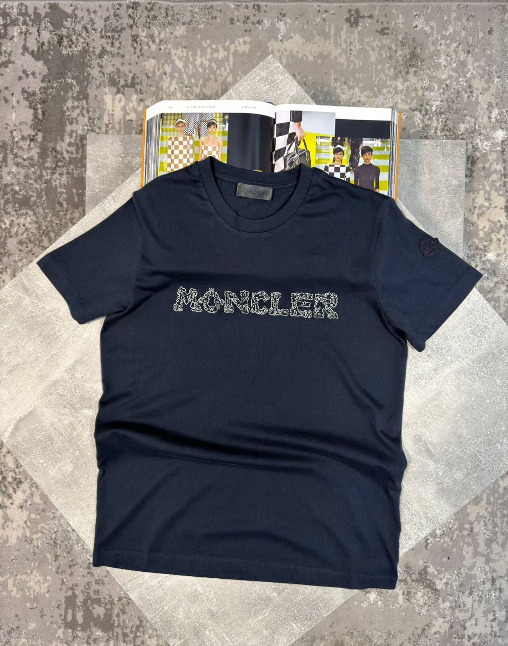 Moncle Tshirts aj1804