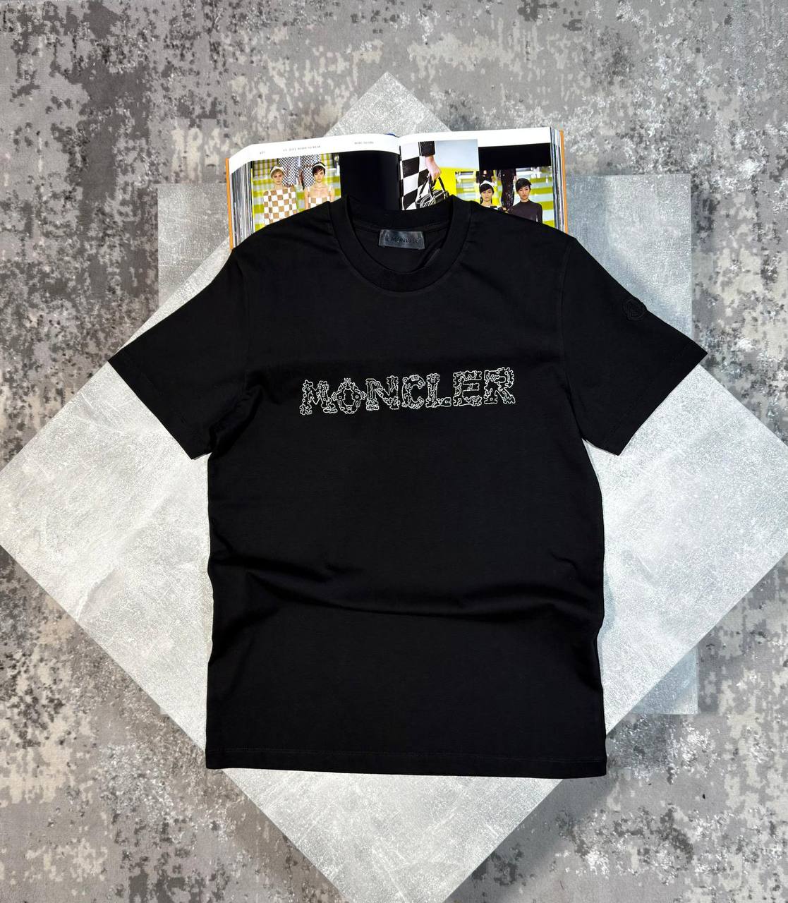 Moncle Tshirts aj1804