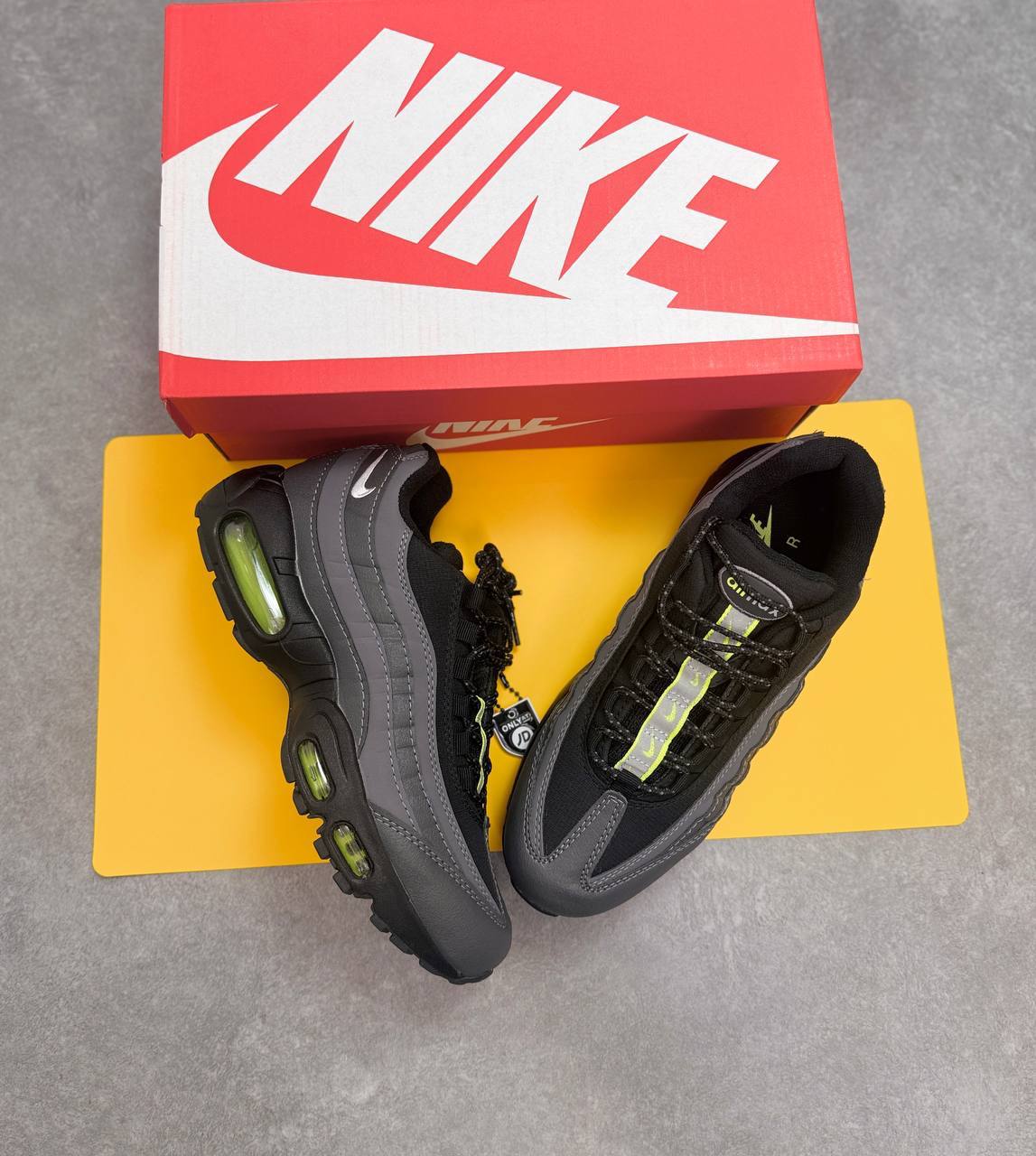 Men’s 95 na0107