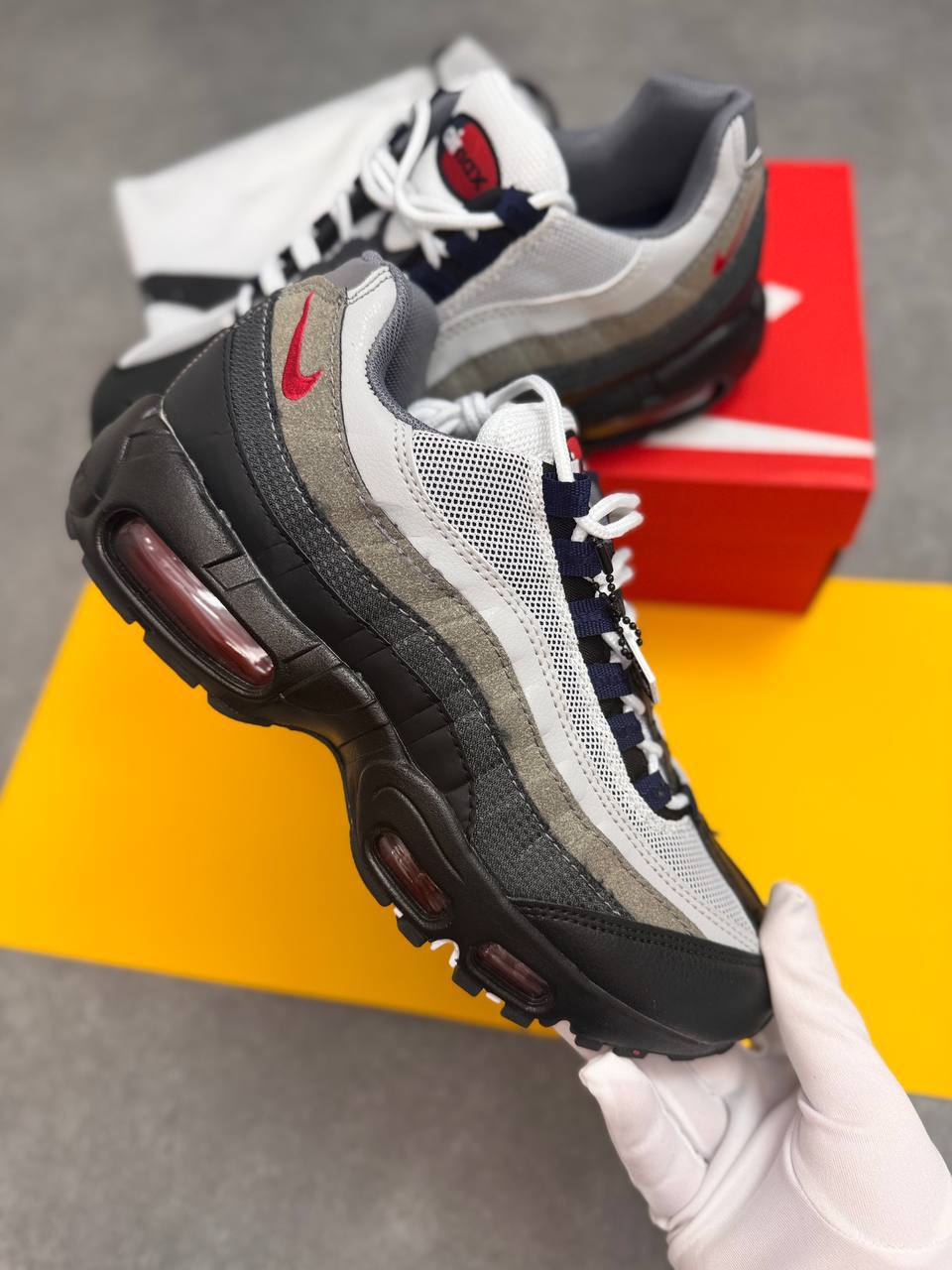 Men’s 95 na0107