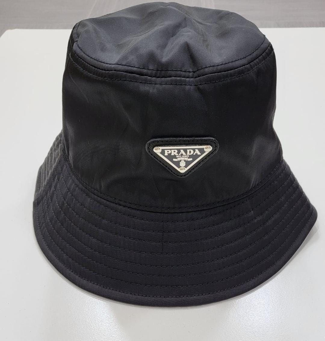 QUALITY PARAD AND BURBERRY BUCKET HAT ak0107