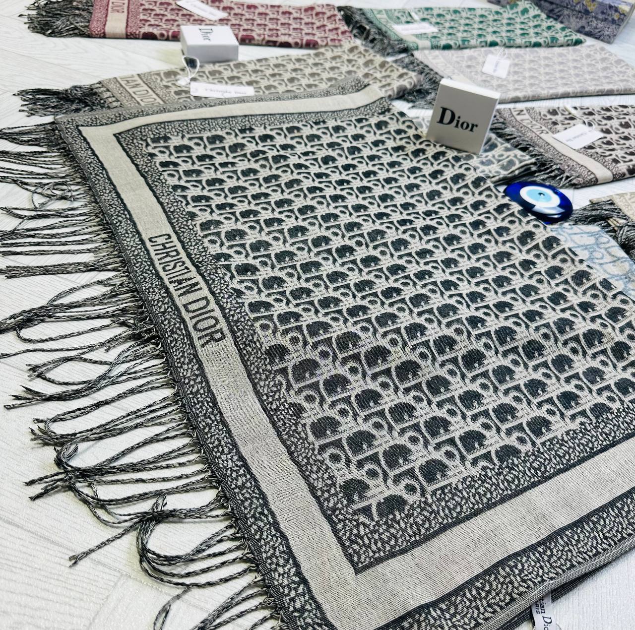 DOR SCARF 🧣 aj0710