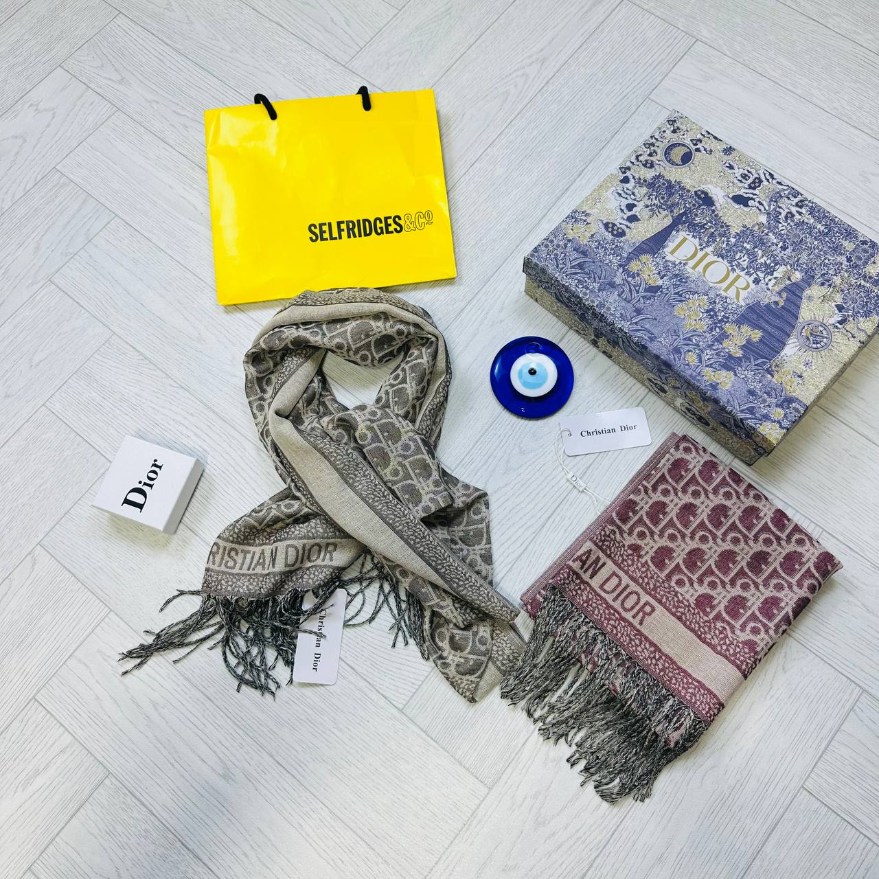 DOR SCARF 🧣 aj0710