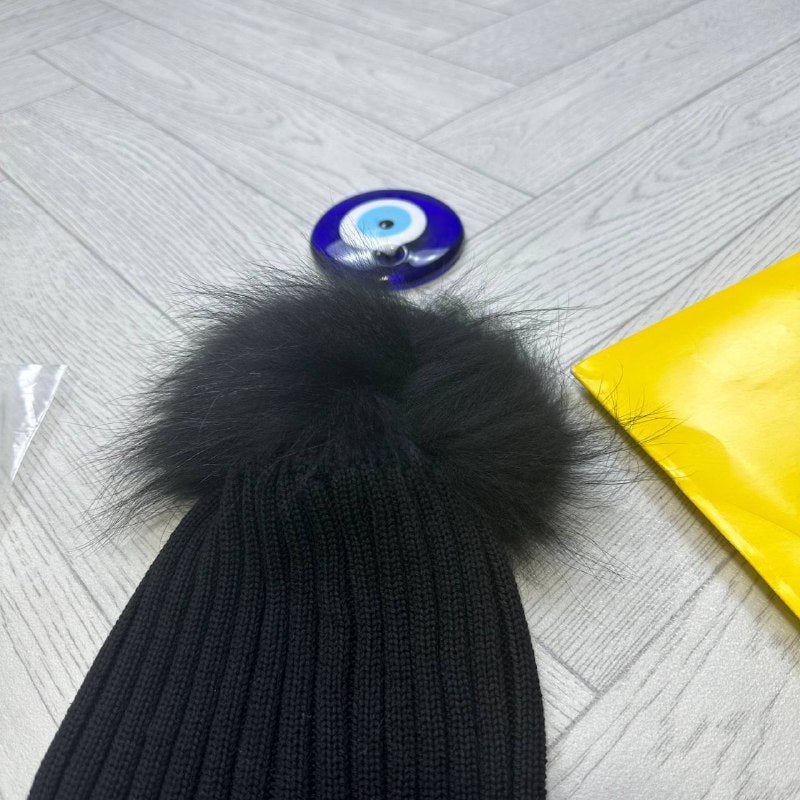SUPERCLO QUALITY LADIES BEANIES WITH FUR to0710
