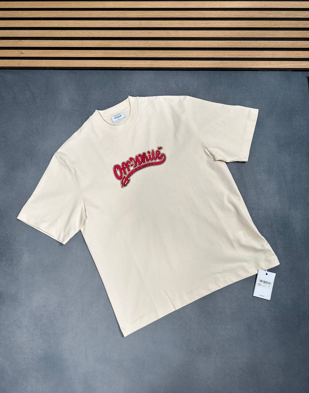 SUPER CL OFF WHITE TEE am0207