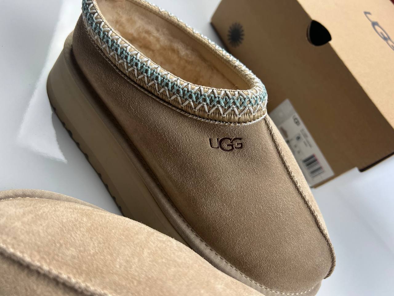 Ugg slippers High Quality have nice box paper works su0510