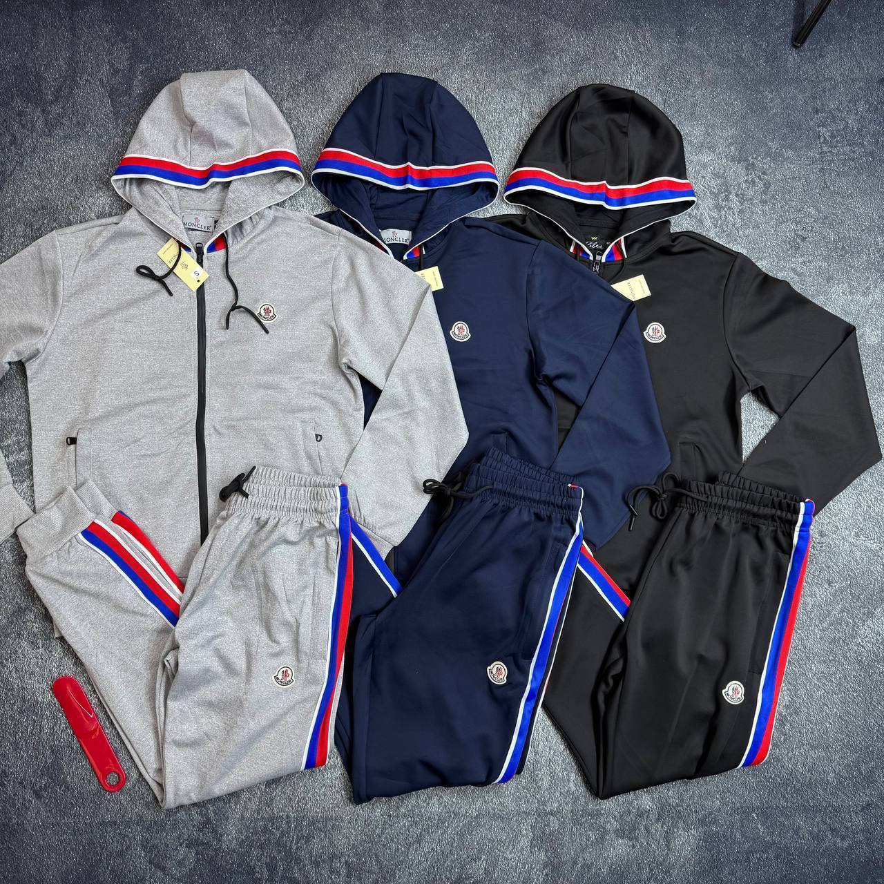 Moncle tracksuit sa2204