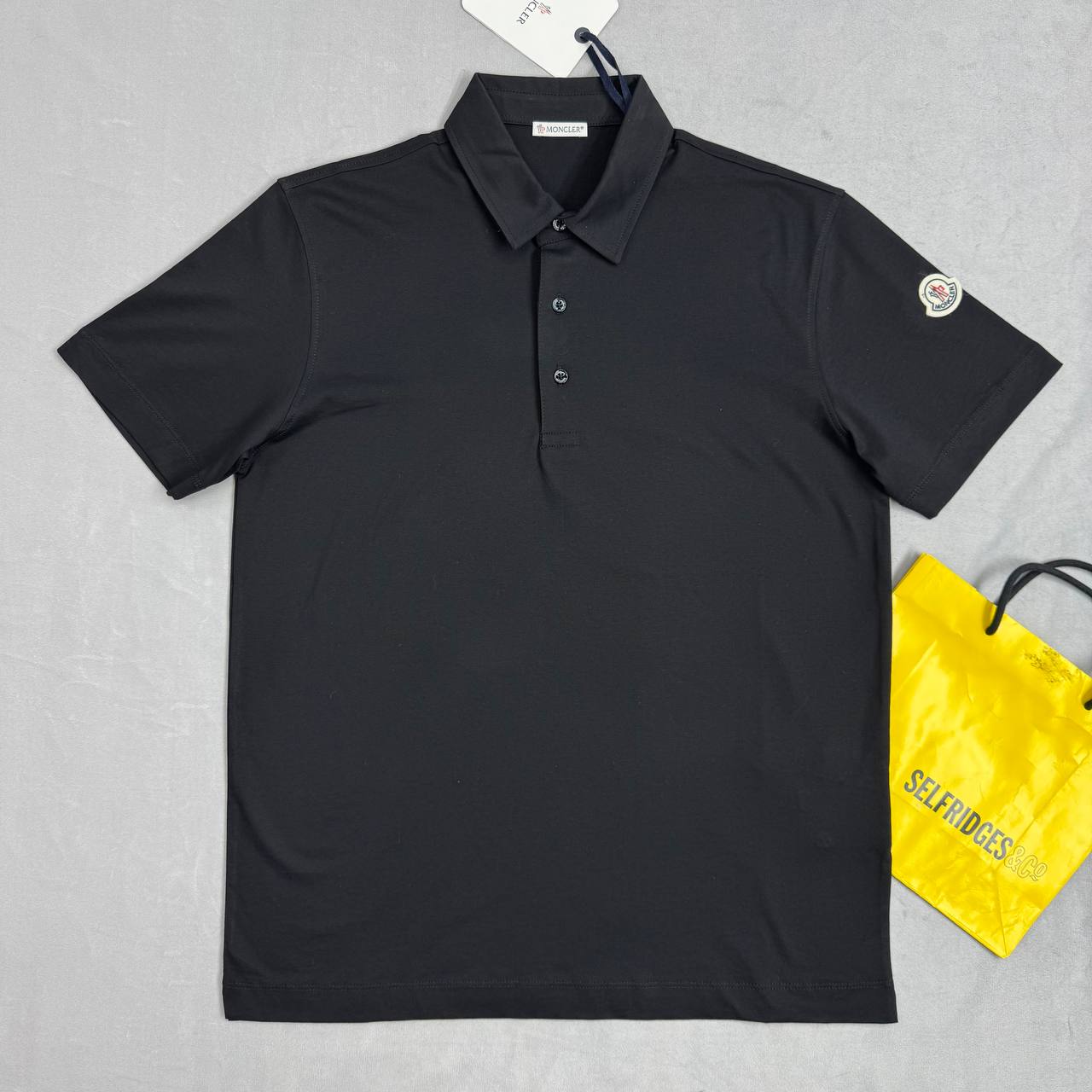 Moncle  polo am0307
