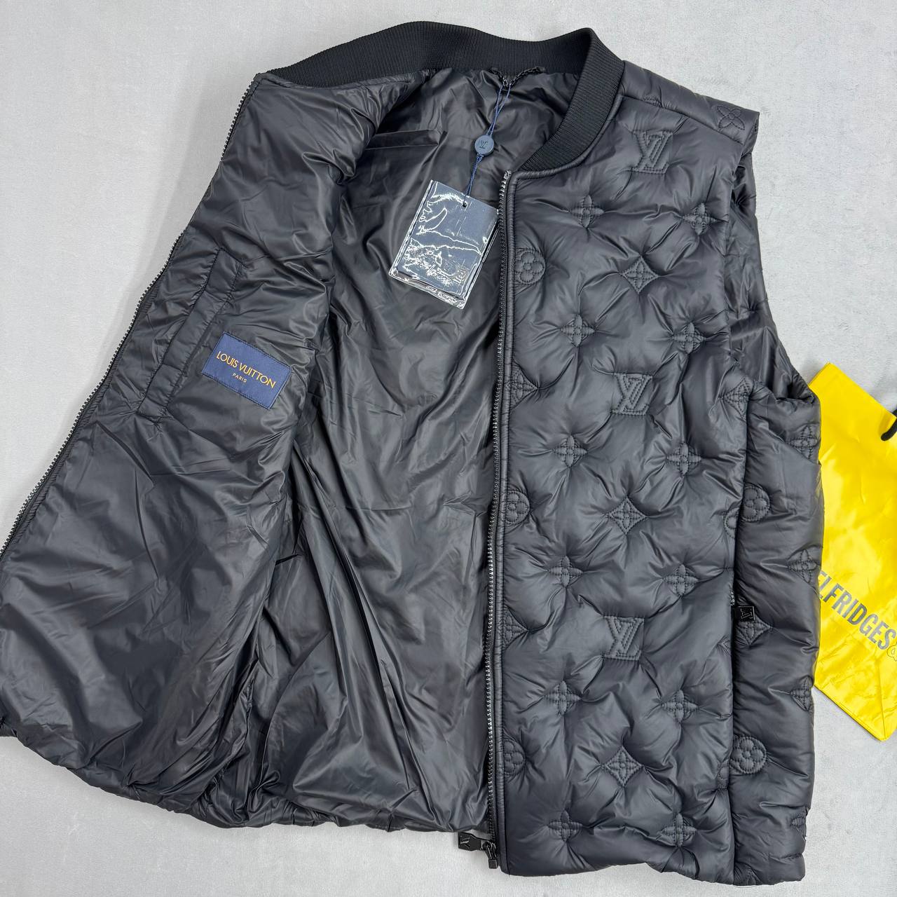 Louis Vuitto body warmer am0307