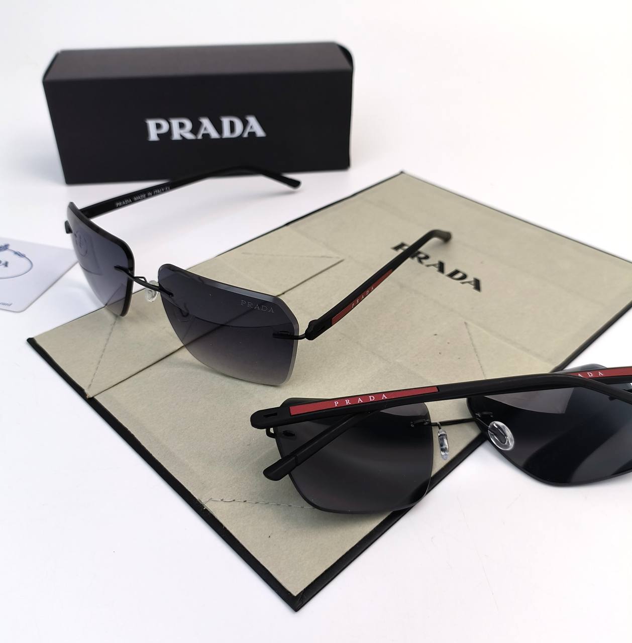 Prad sunglass with box na0307