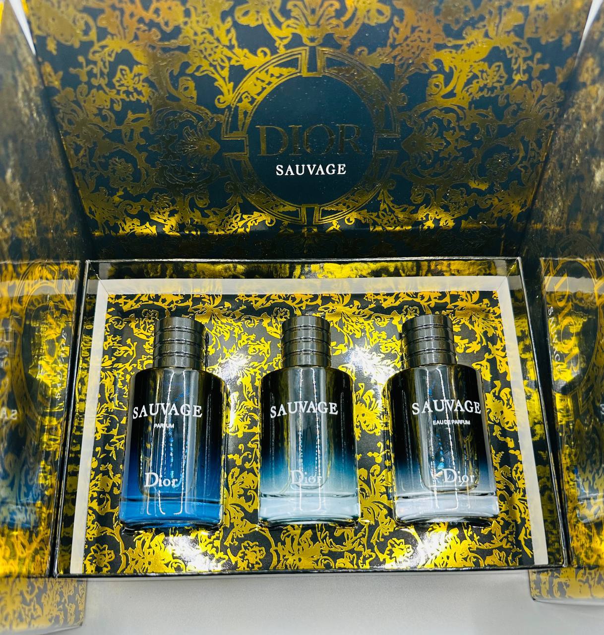 DOR PERFUME GIFT SET BOXED to0910