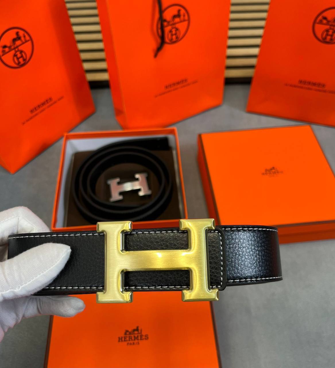 ERMESE BELTS COME WITH FULL PACKAGING am0910