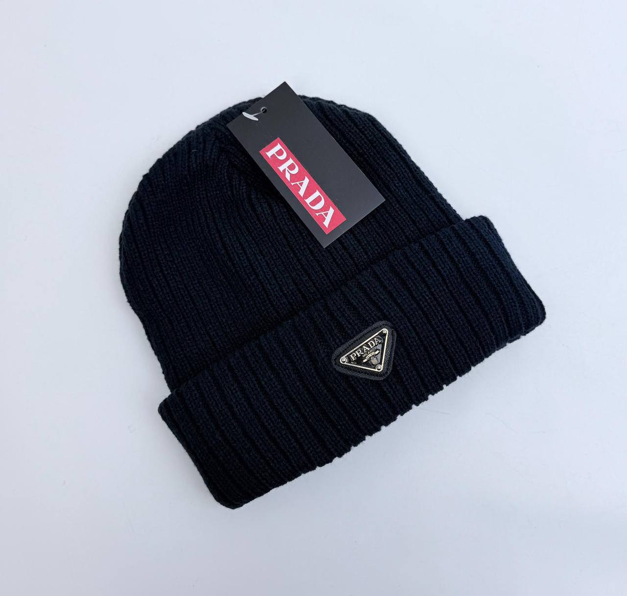 PRAD BEANIE HAT am0910