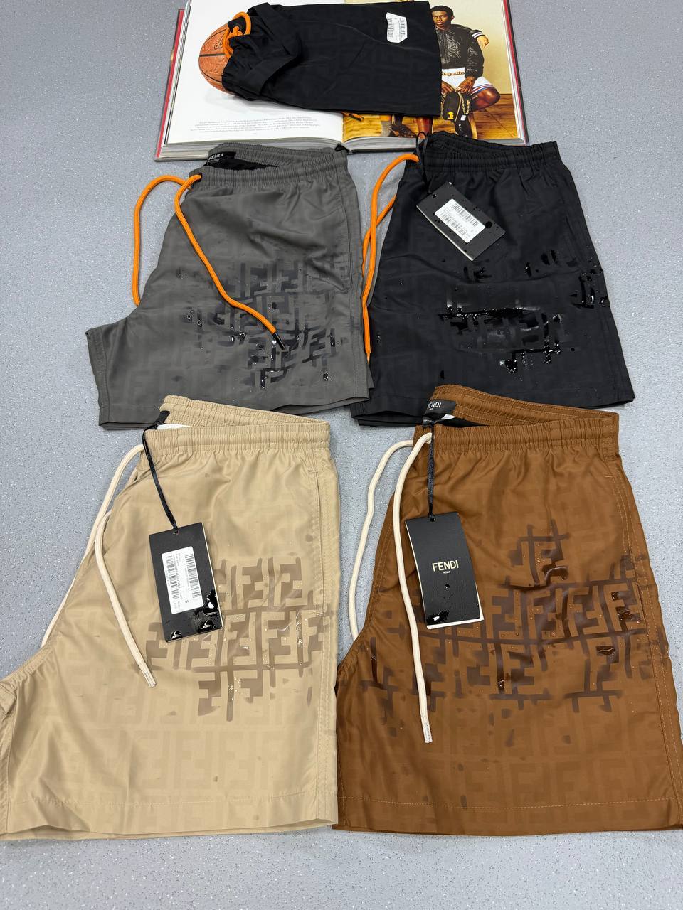 SUPERCLO QUALITY FEND SHORTS su0907