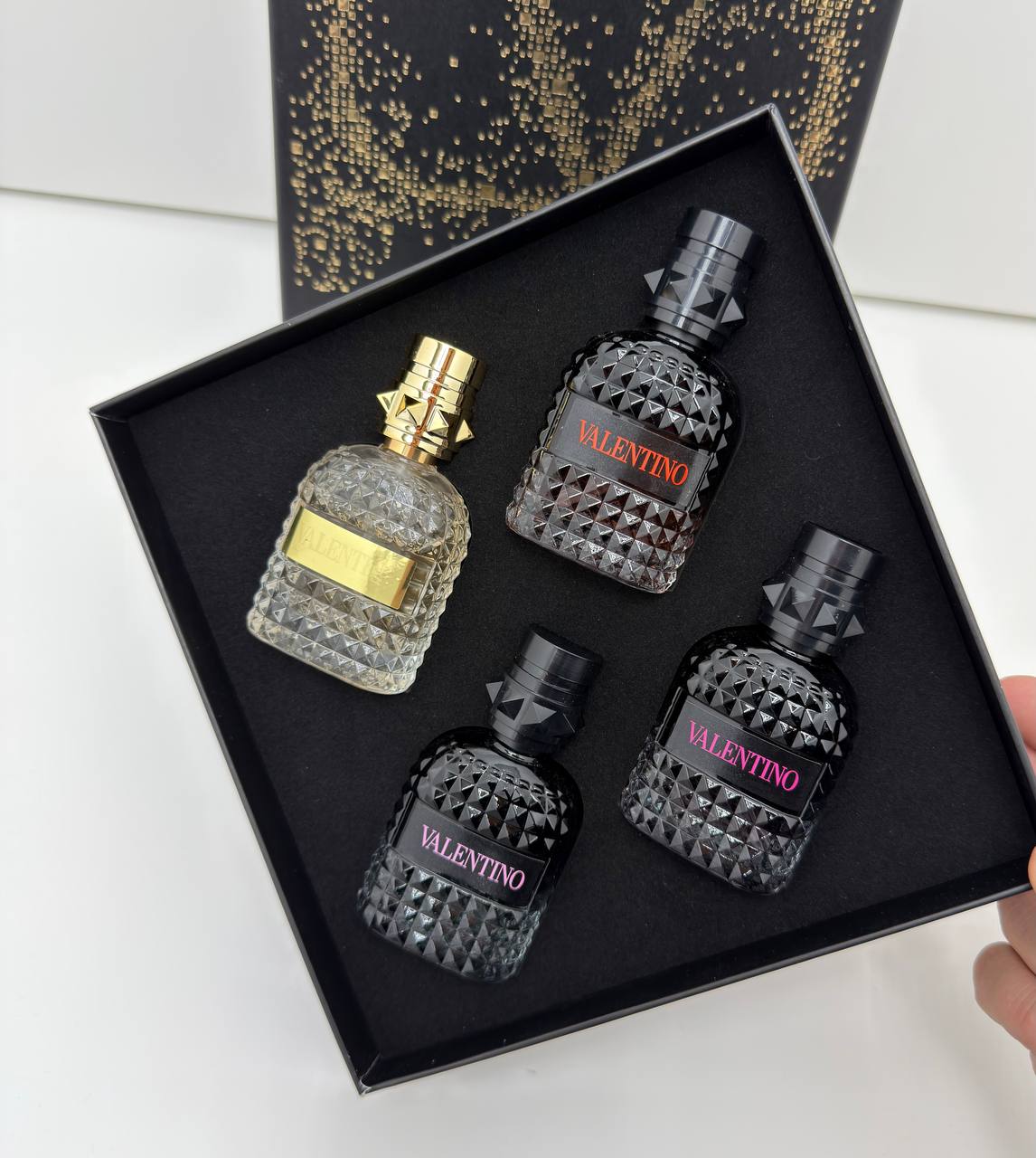 Valentinoe gift set na0910