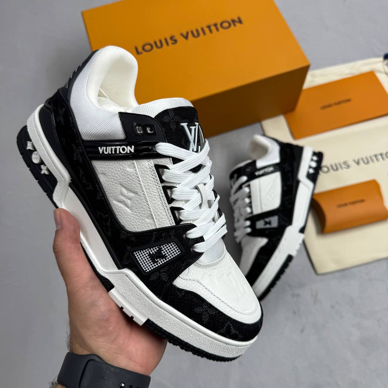 Louis Vuitto trainers sa0507