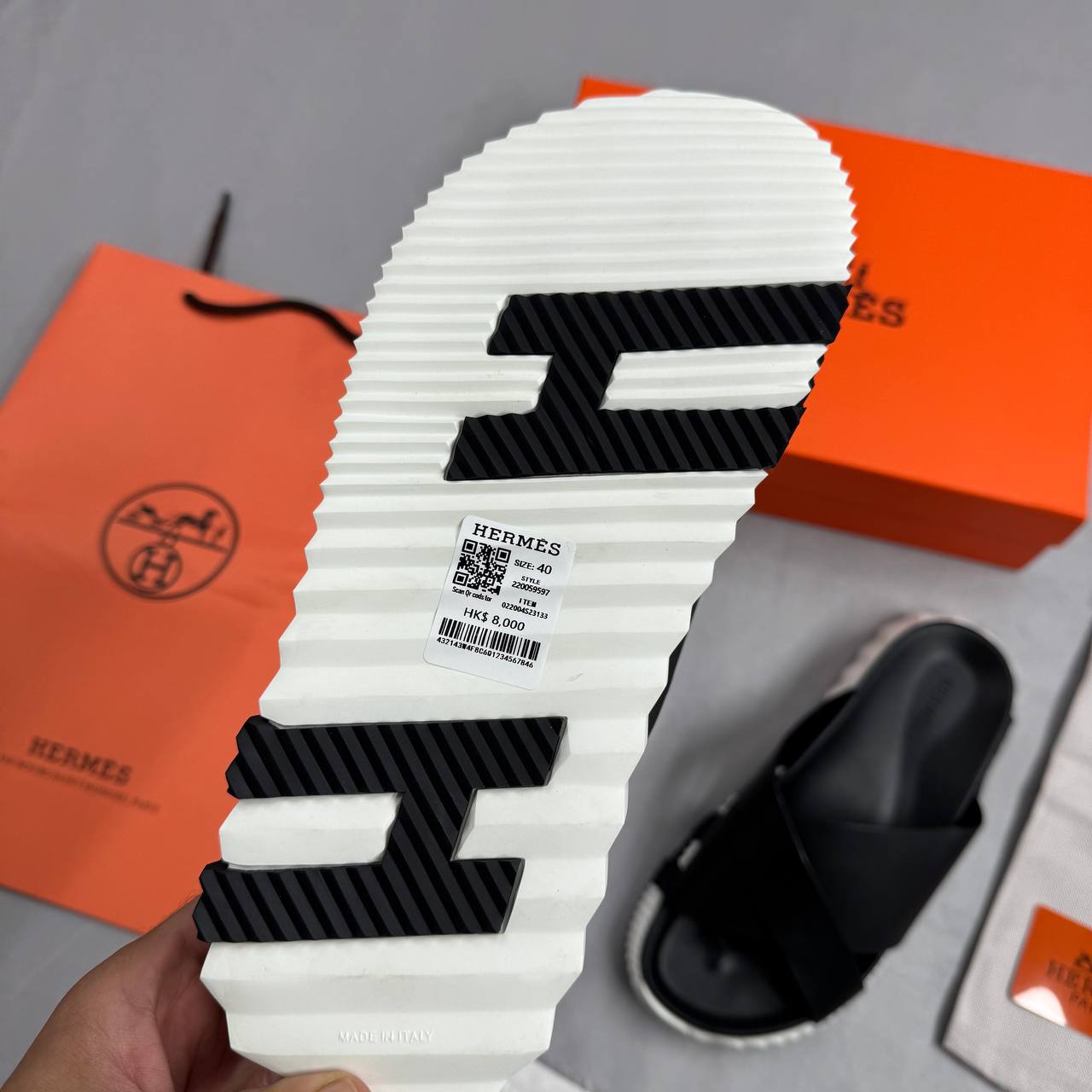 Herme sliders clo quality sa0507