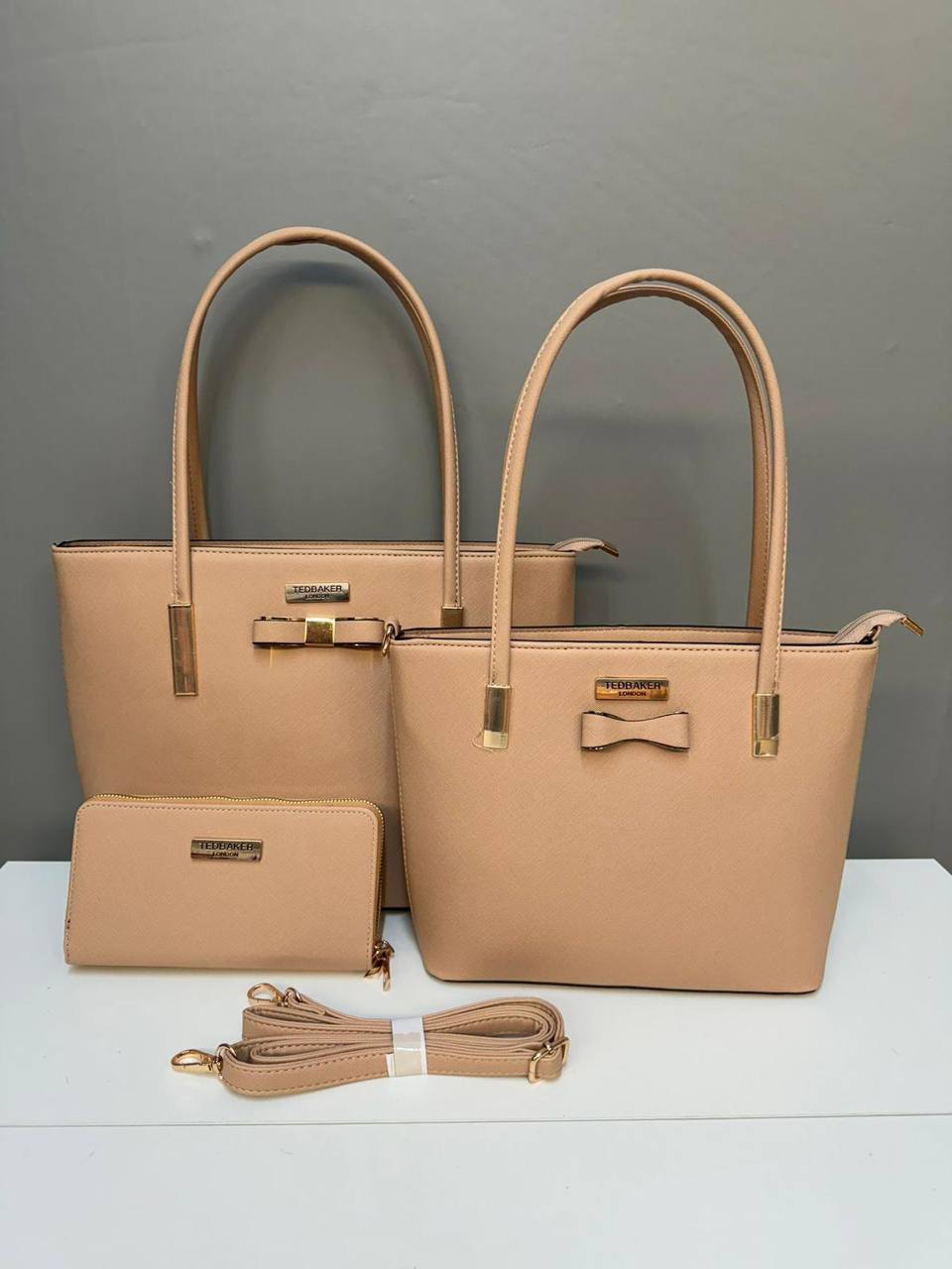 GOOD QUALITY LADIES BAG 3 PIECE SETS su0907