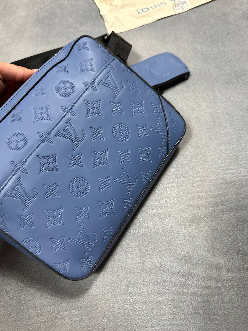 LV MENS  BAGam1107