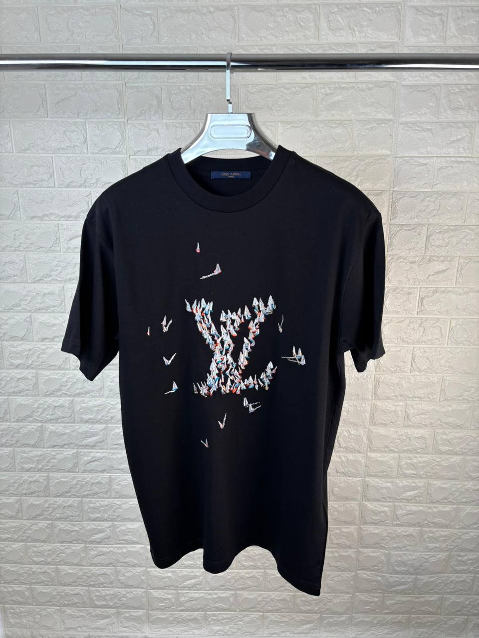 L Tshirts aj1107