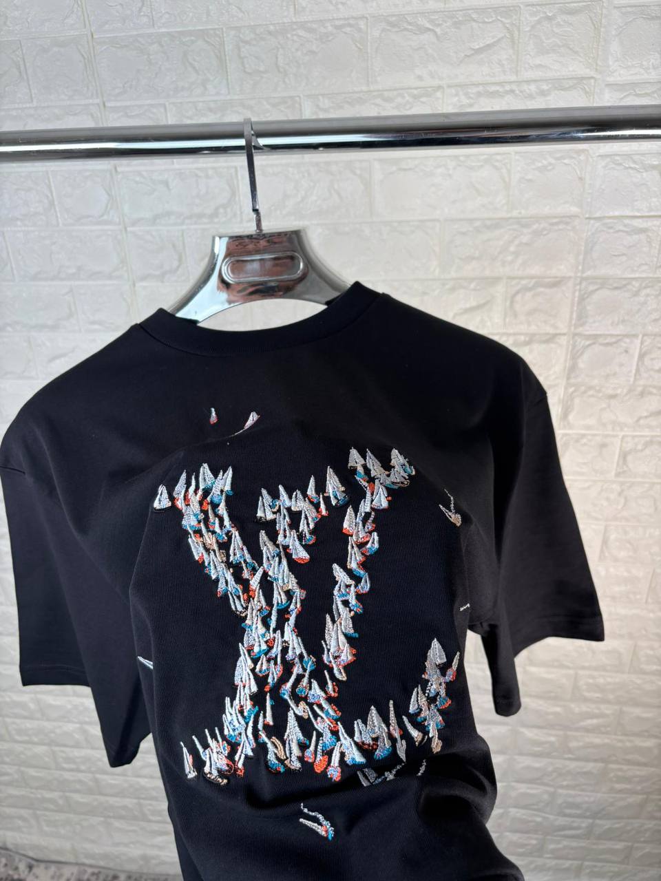 L Tshirts aj1107
