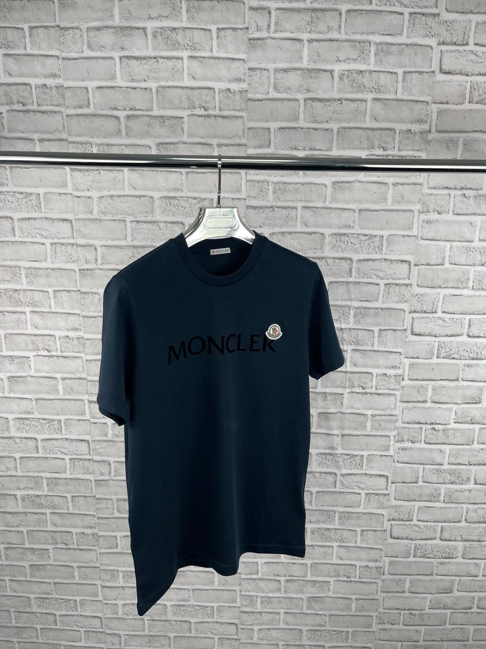 Moncle Tshirts aj1107