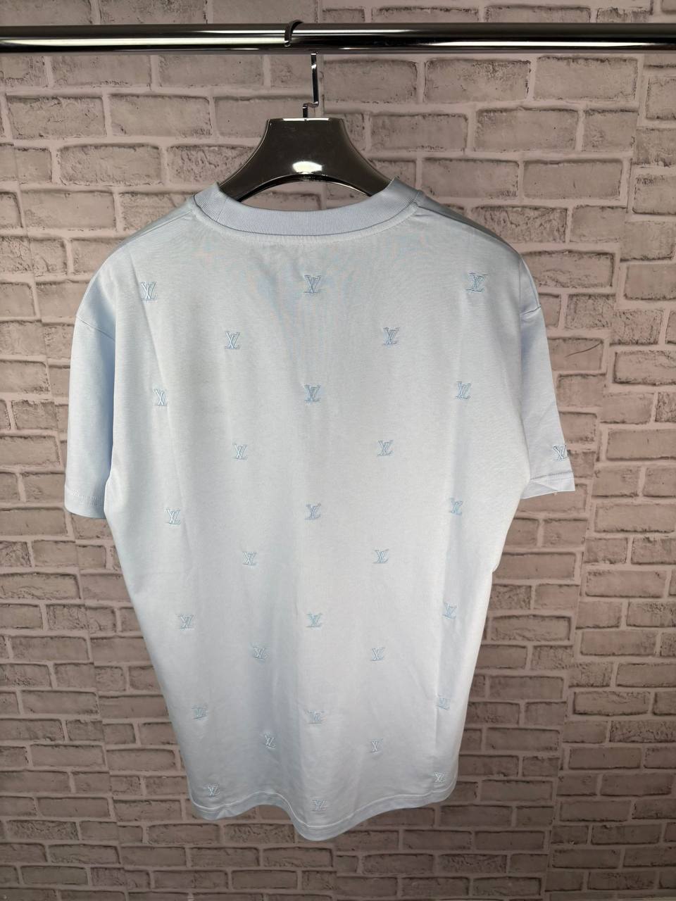 L Tshirts aj1107