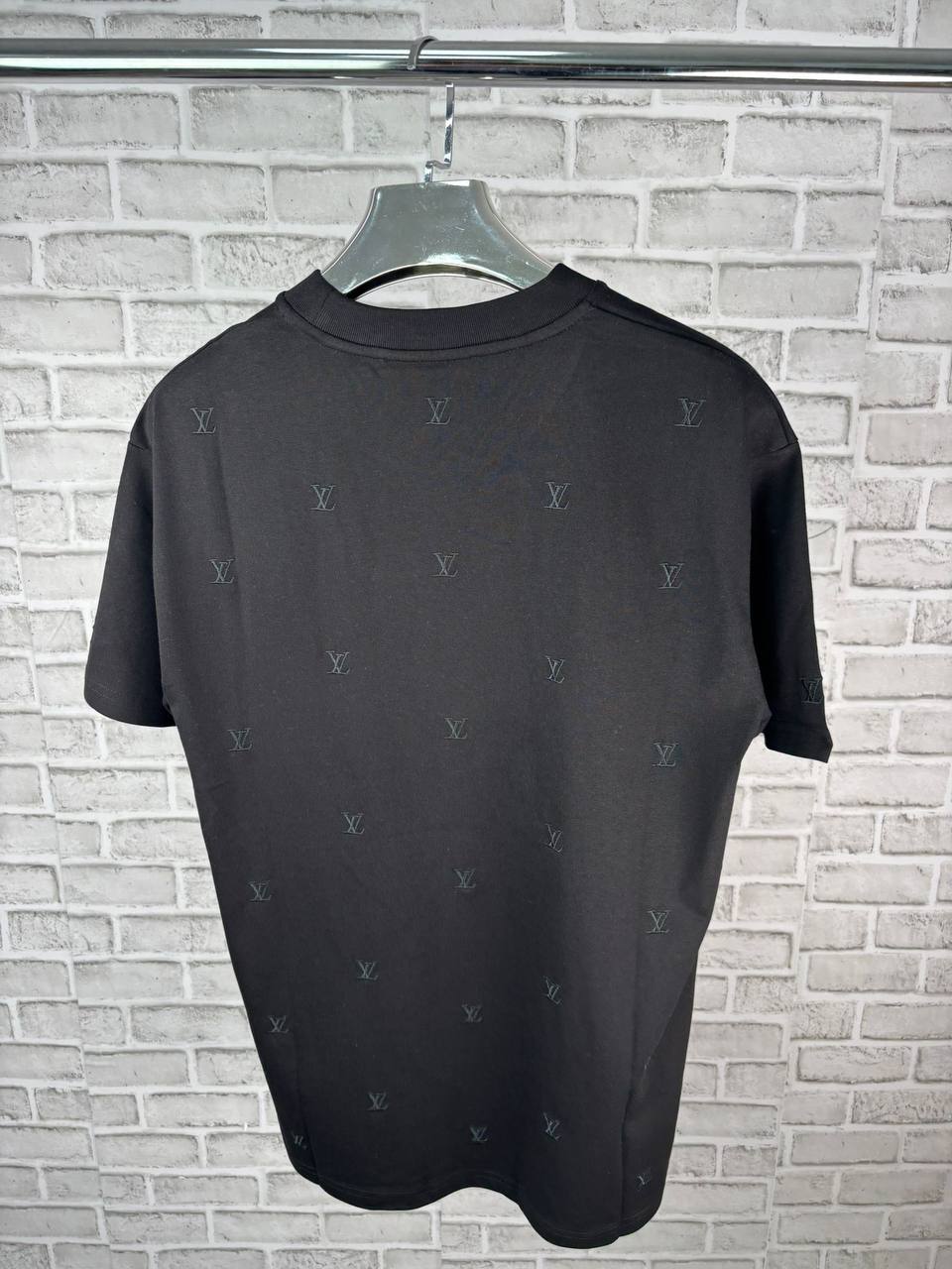 L Tshirts aj1107