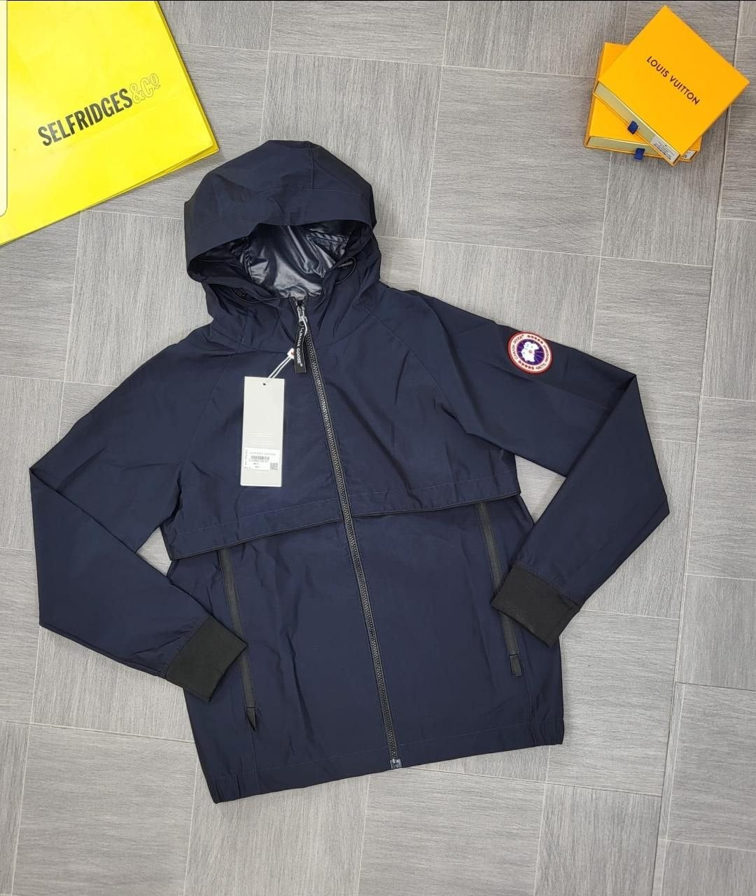 QUALITY CANAD GOOS WINDBREAKER ak2904