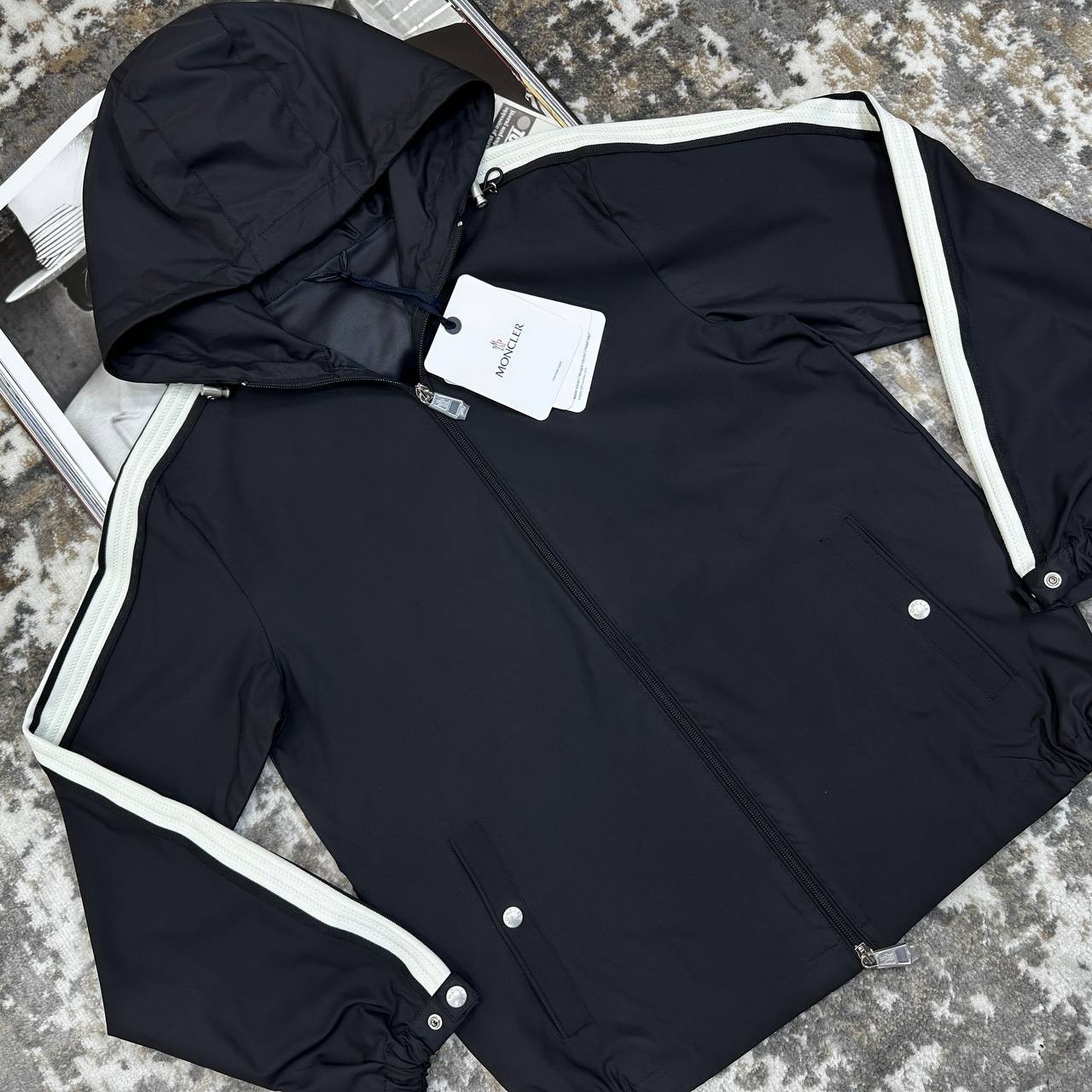 Top quality Moncler jacket  Navy and black ha1107