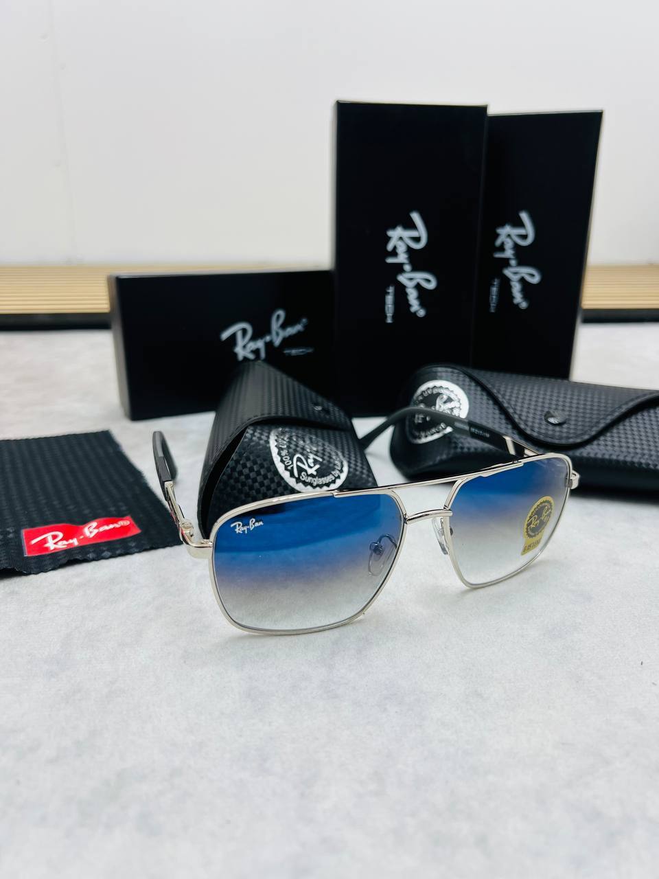 SUPER CLON RAY-BAN SUNGLASSES COME WITH BOX ETC am0305