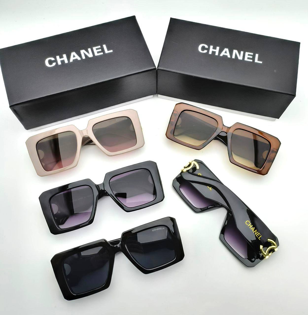 SUPER CLON CHANE SUNGLASSES COME WITH BOX ETC am0305