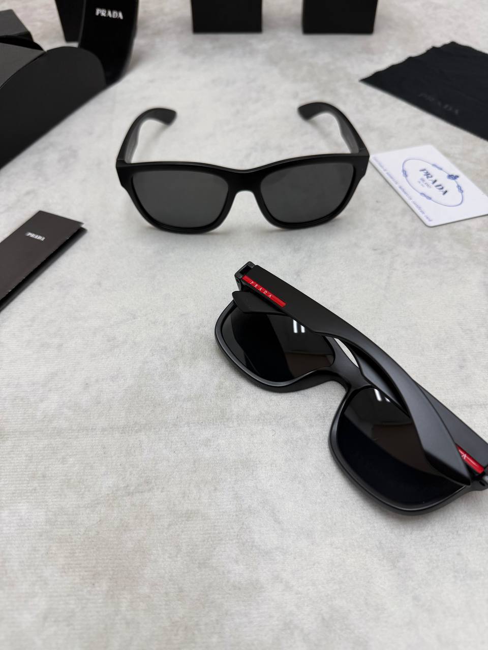 SUPER CLON PRAD SUNGLASSES COME WITH BOX ETC am0305