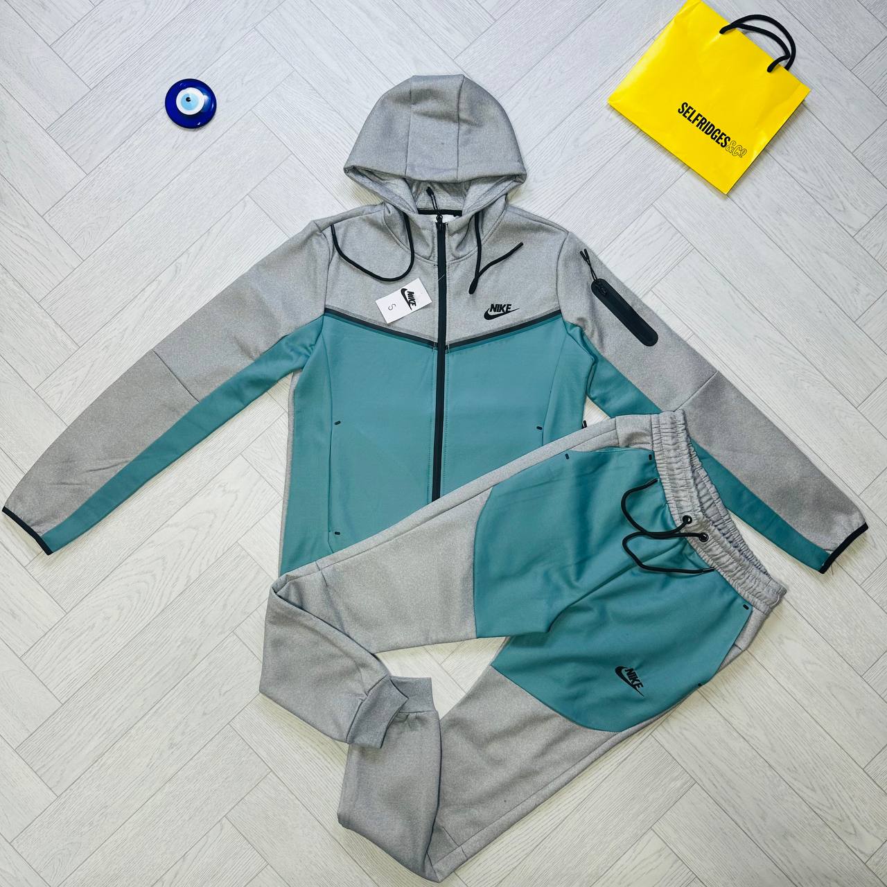 GOOD QUALITY NIK TRACK SUIT to2210