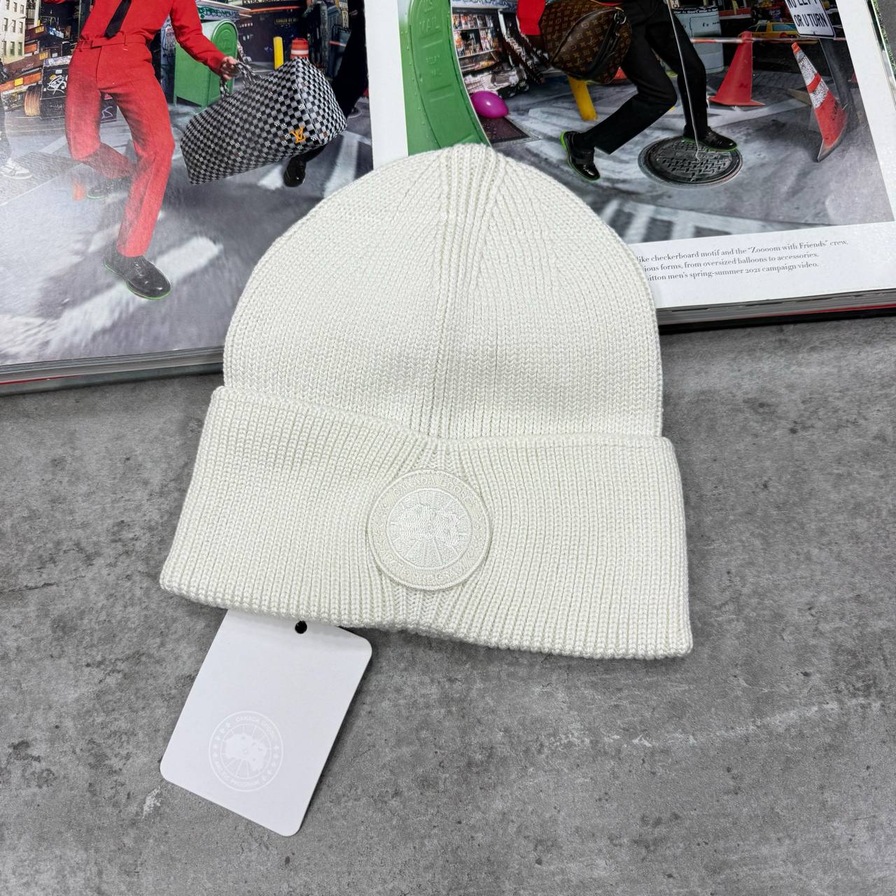 SUPER CLO CANADA GOSE  BEANIE su2410