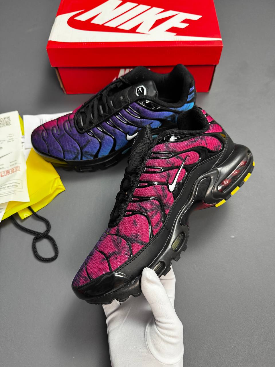 Men’s tns na1707