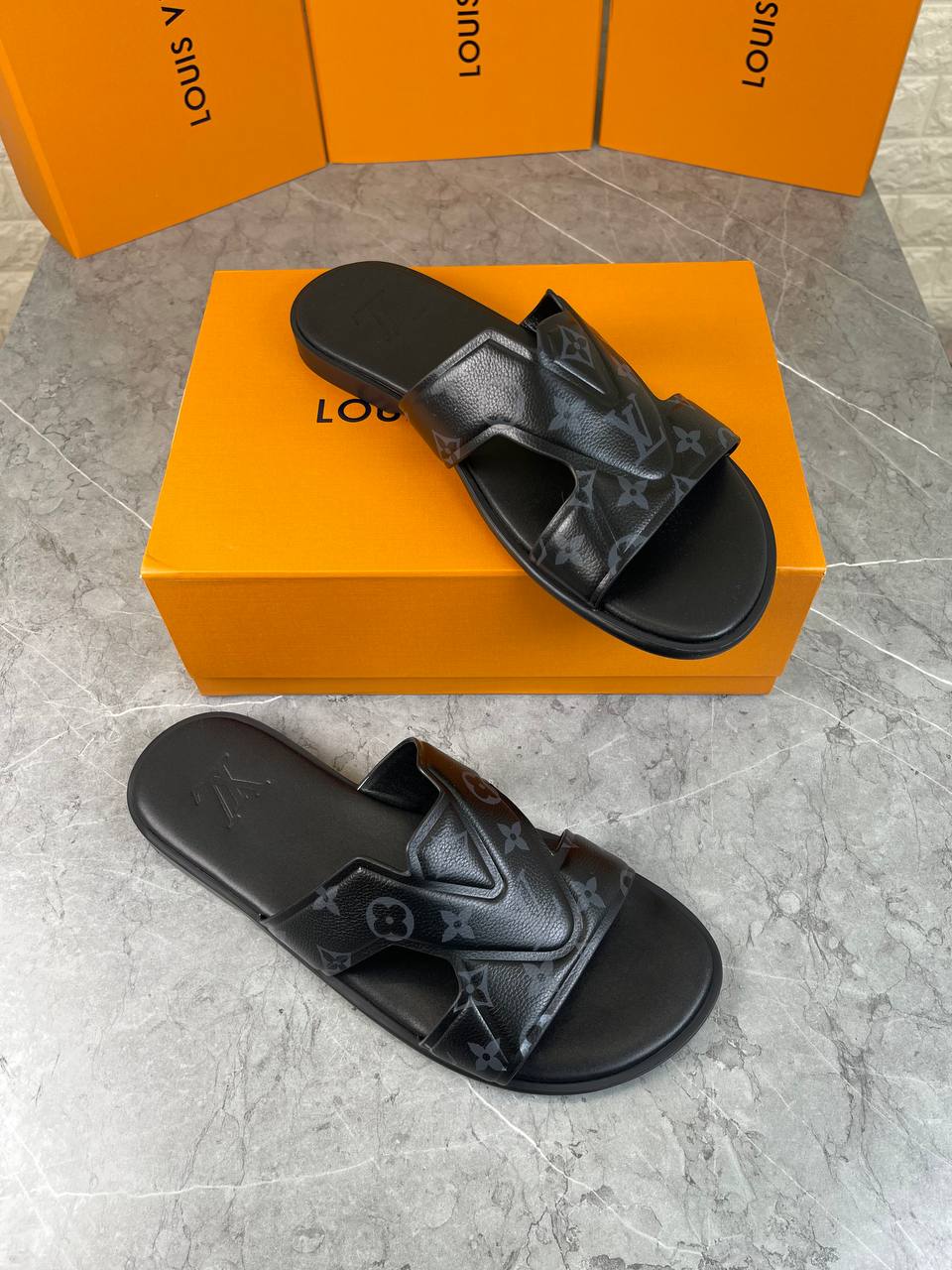 Superclo L slides aj1707