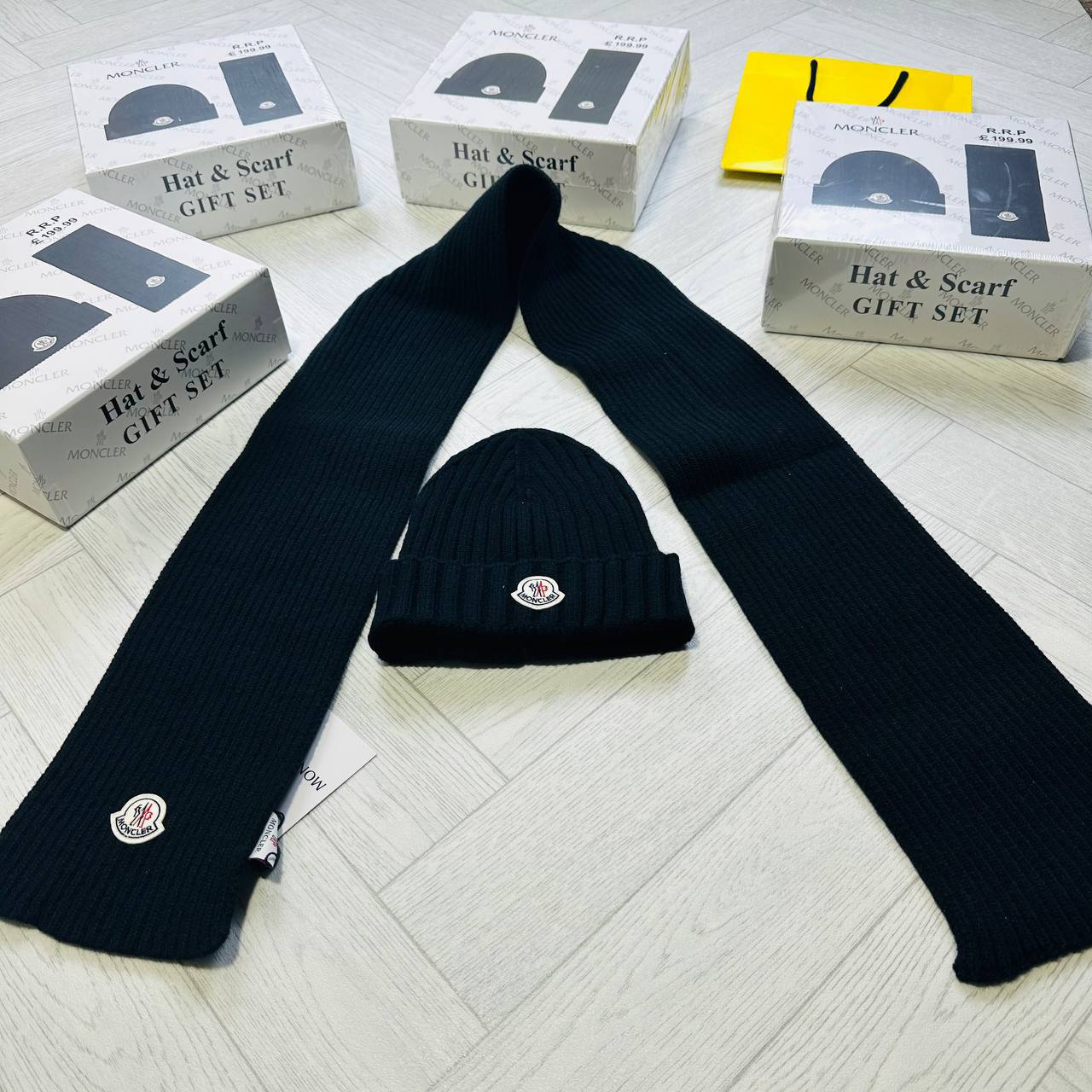 MONCLE HAT AND MUFFLER GIFT SET WHIT BOX to2210