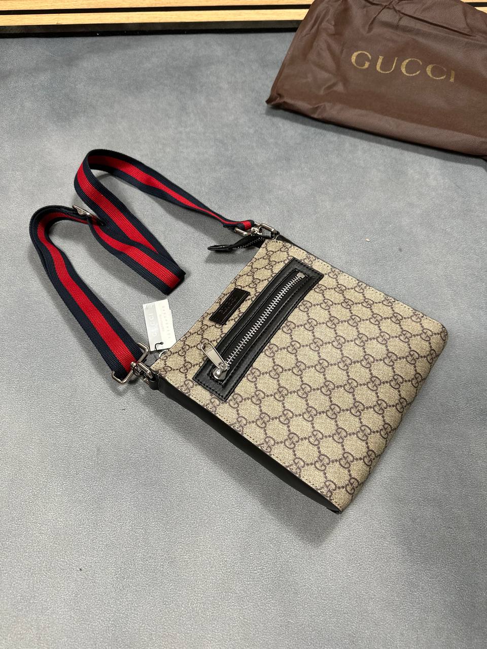 GUCCI MENS BAG am1707