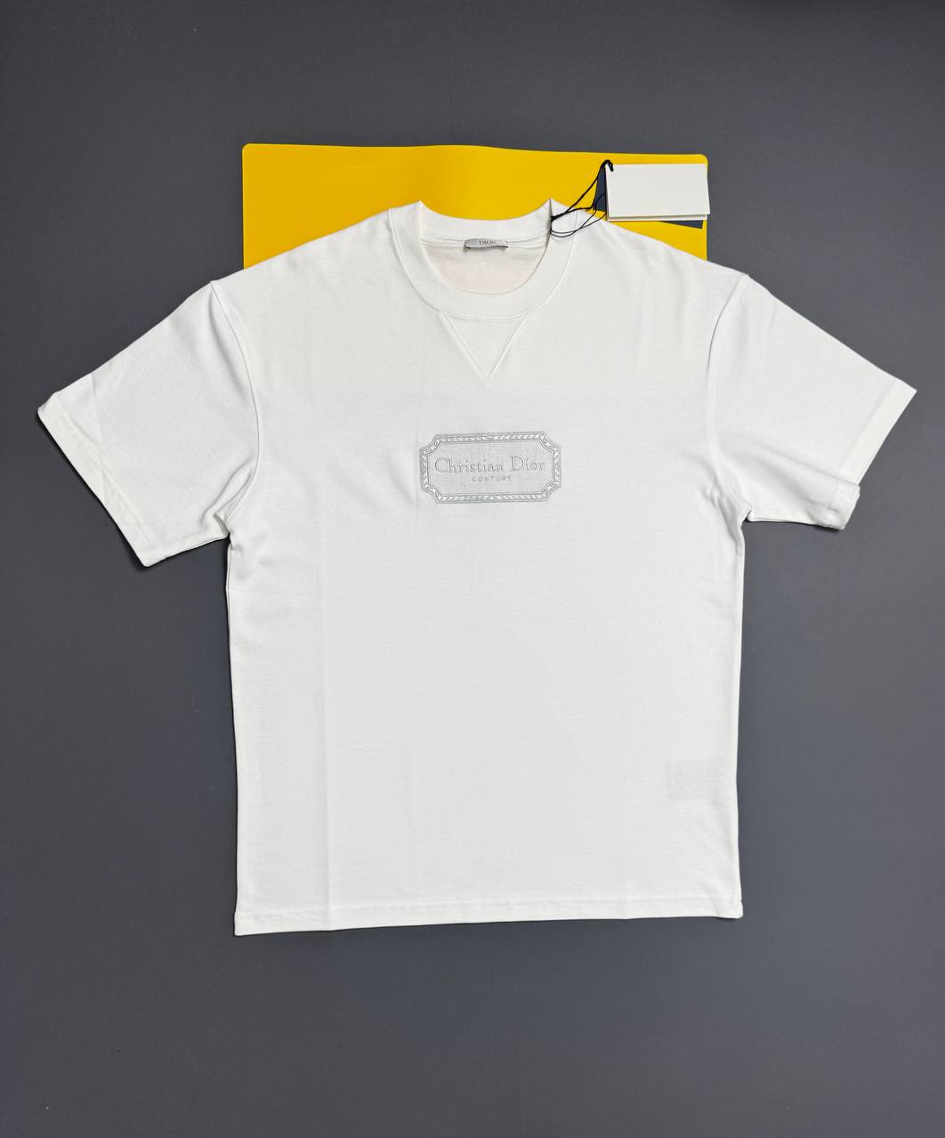 Dior T-shirts or Swim shorts na1807