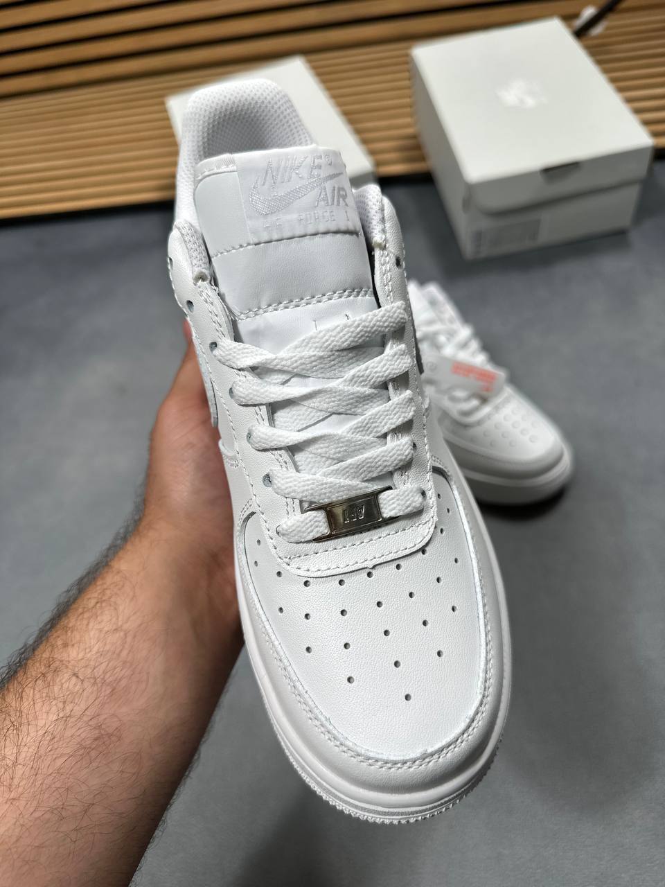WOMENS AIR FORCE 1 COME WITH BOX ETC am0705
