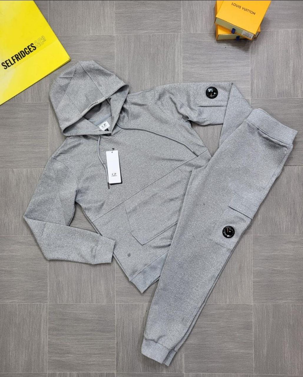 NEW ARRIVELE QUALITY CPI COMPANY TRACKSUIT ak2310