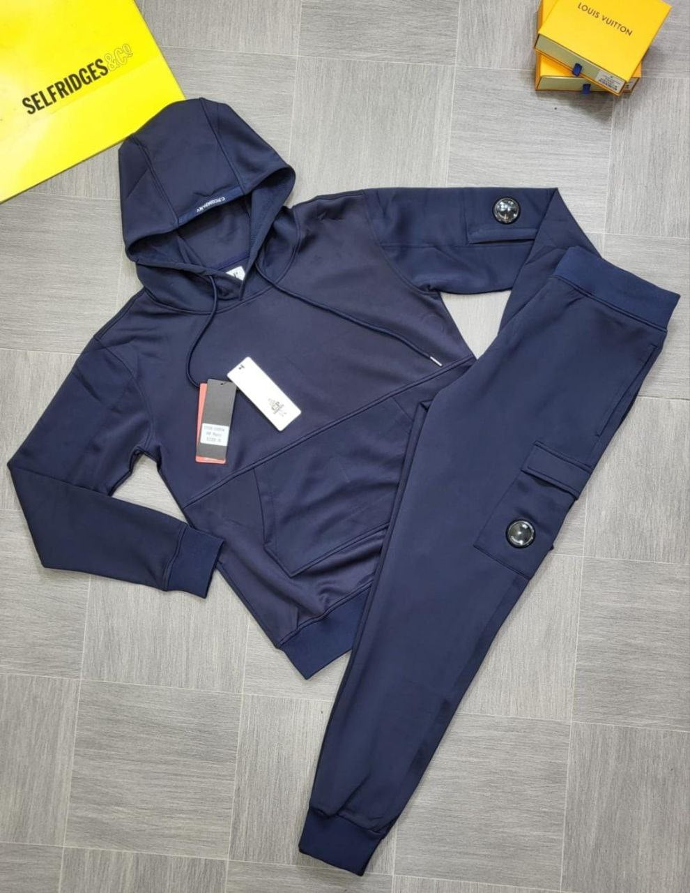 NEW ARRIVELE QUALITY CPI COMPANY TRACKSUIT ak2310
