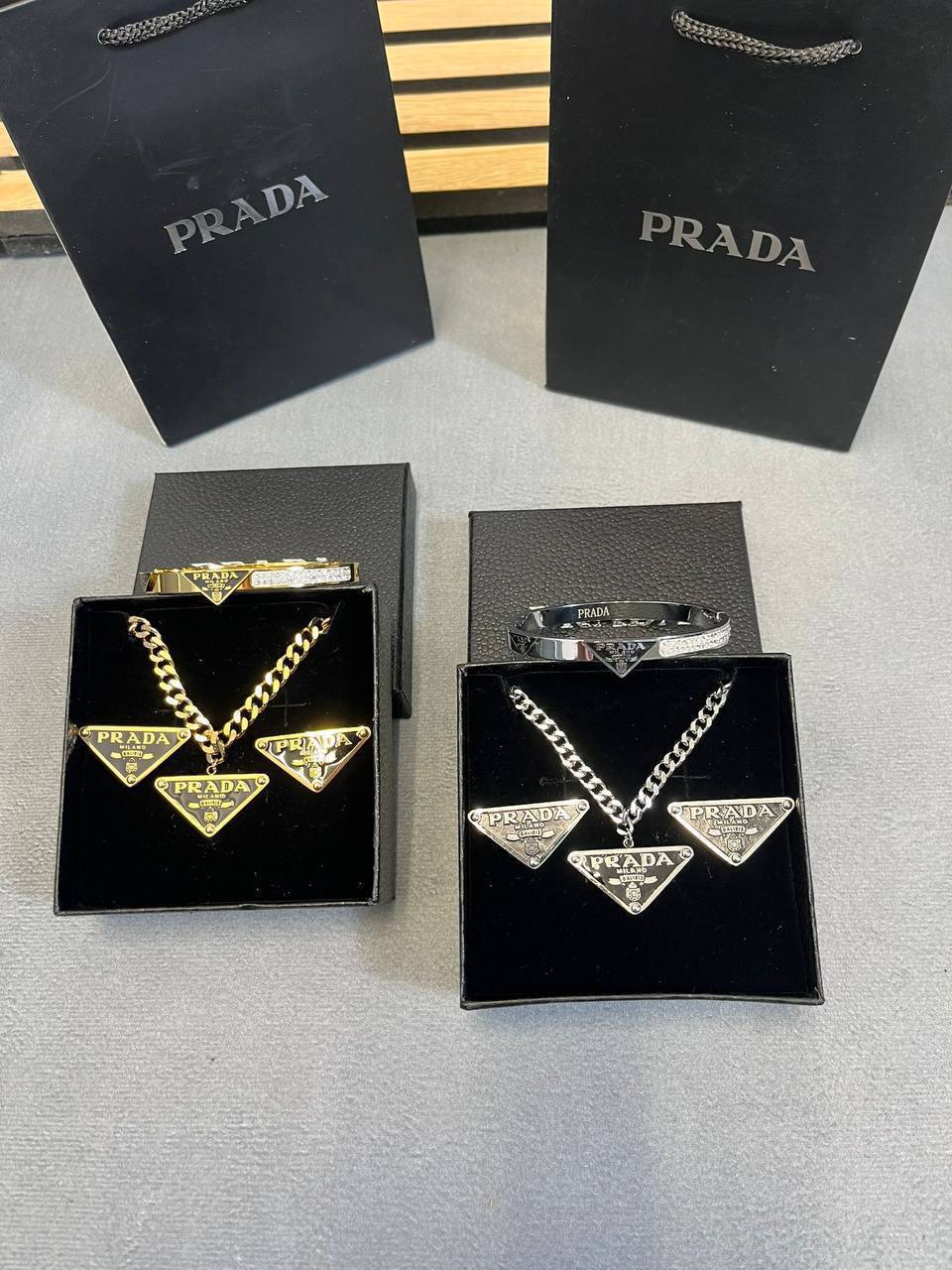 PRADA NECKLACE AND EARING AND BRACLET SET am1907