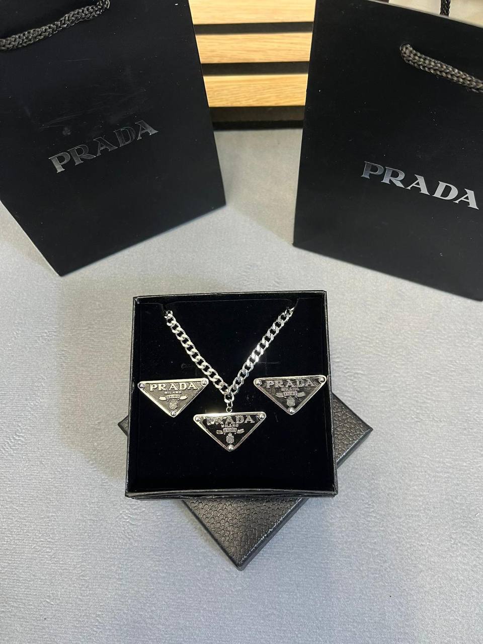 PRADA NECKLACE AND EARING AND BRACLET SET am1907