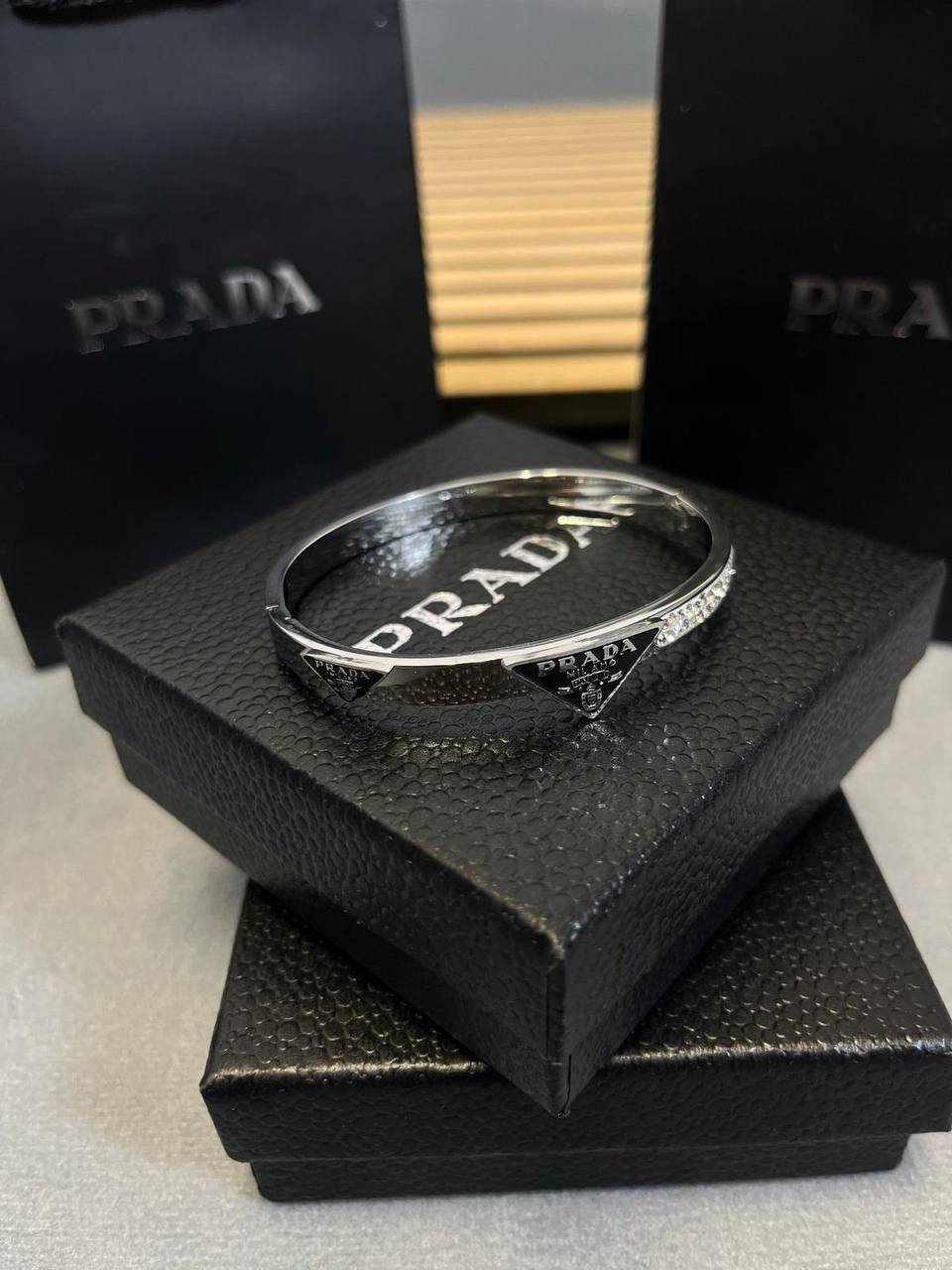 PRADA NECKLACE AND EARING AND BRACLET SET am1907
