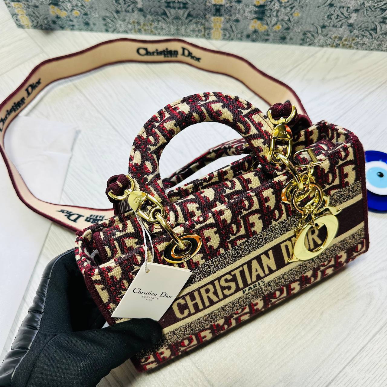 DIO BAG WHIT BOX AVAILABLE to0905